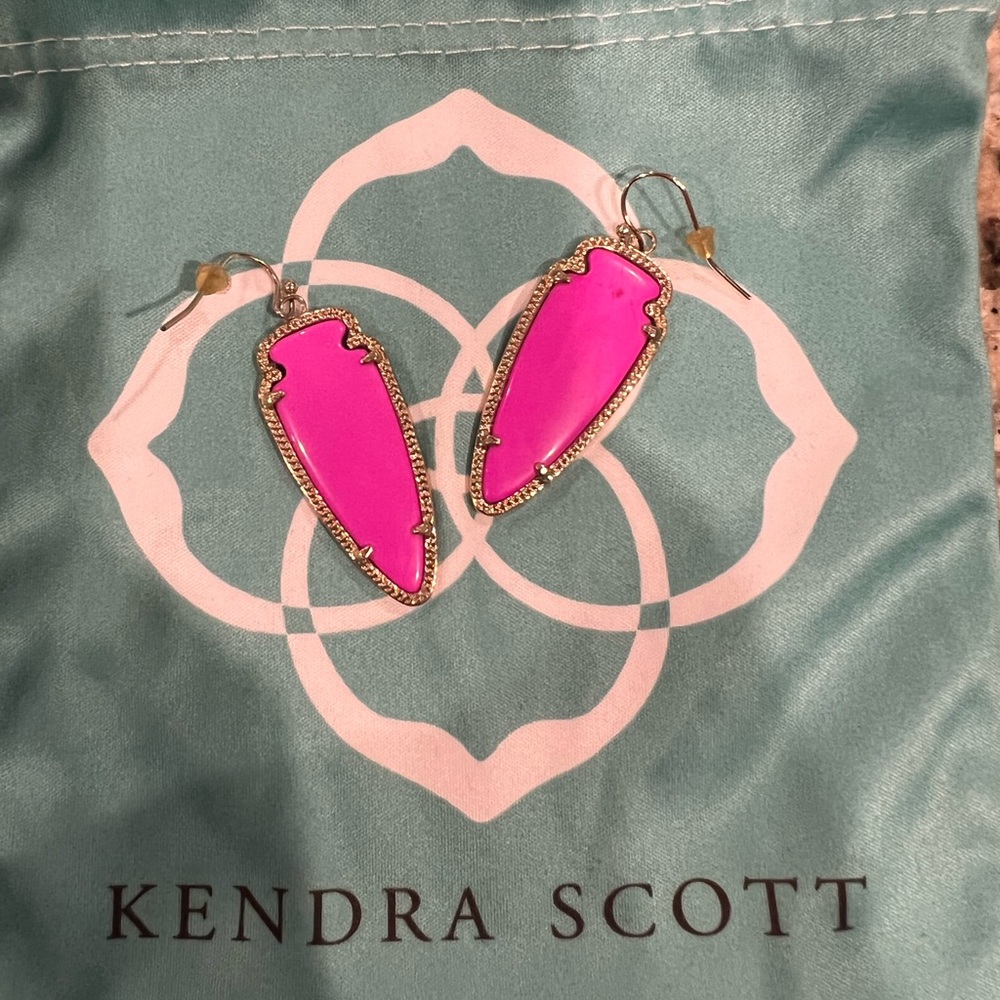 Kendra Scott Skylar Earrings in Pink